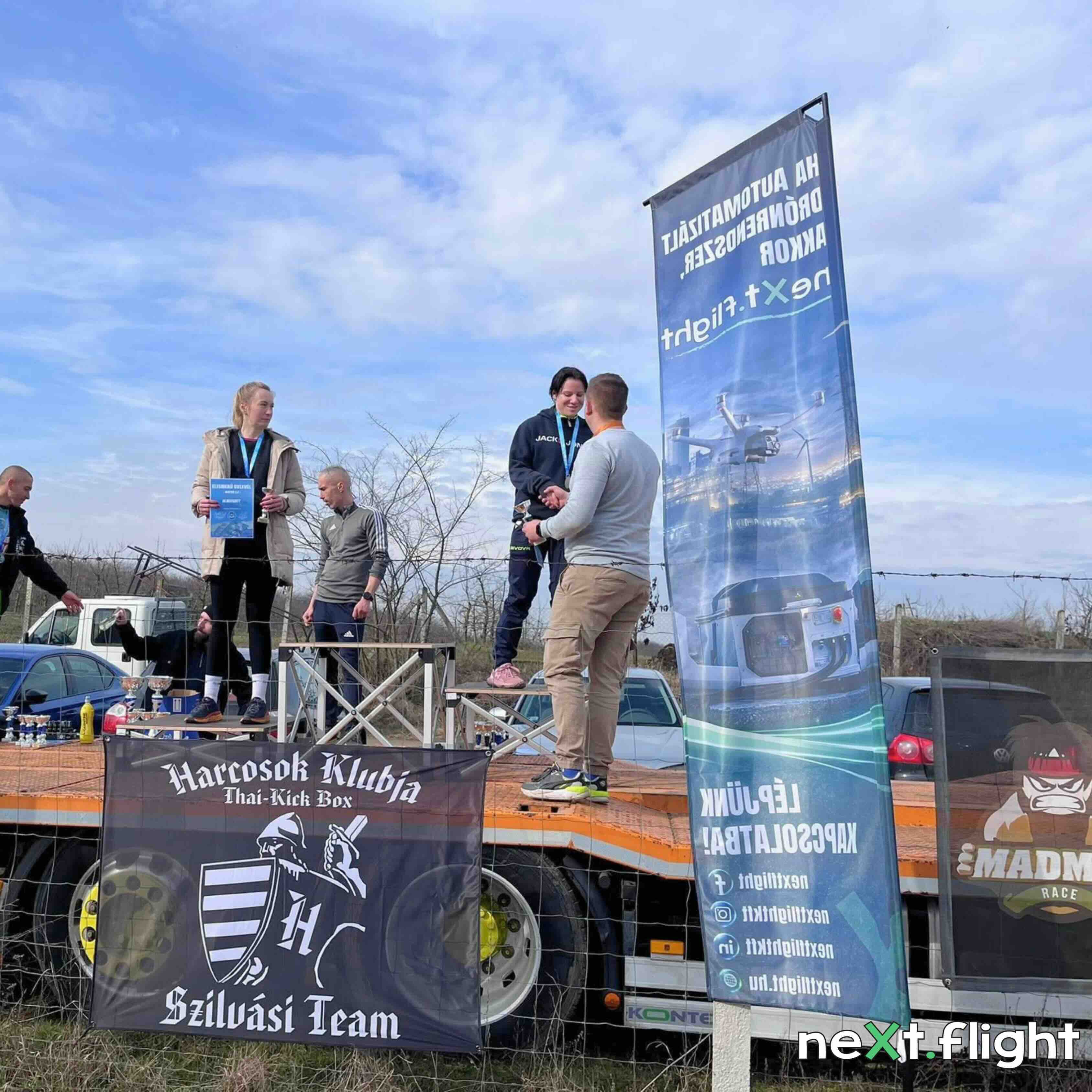 neXt flight MADMAN Race együttműködés
